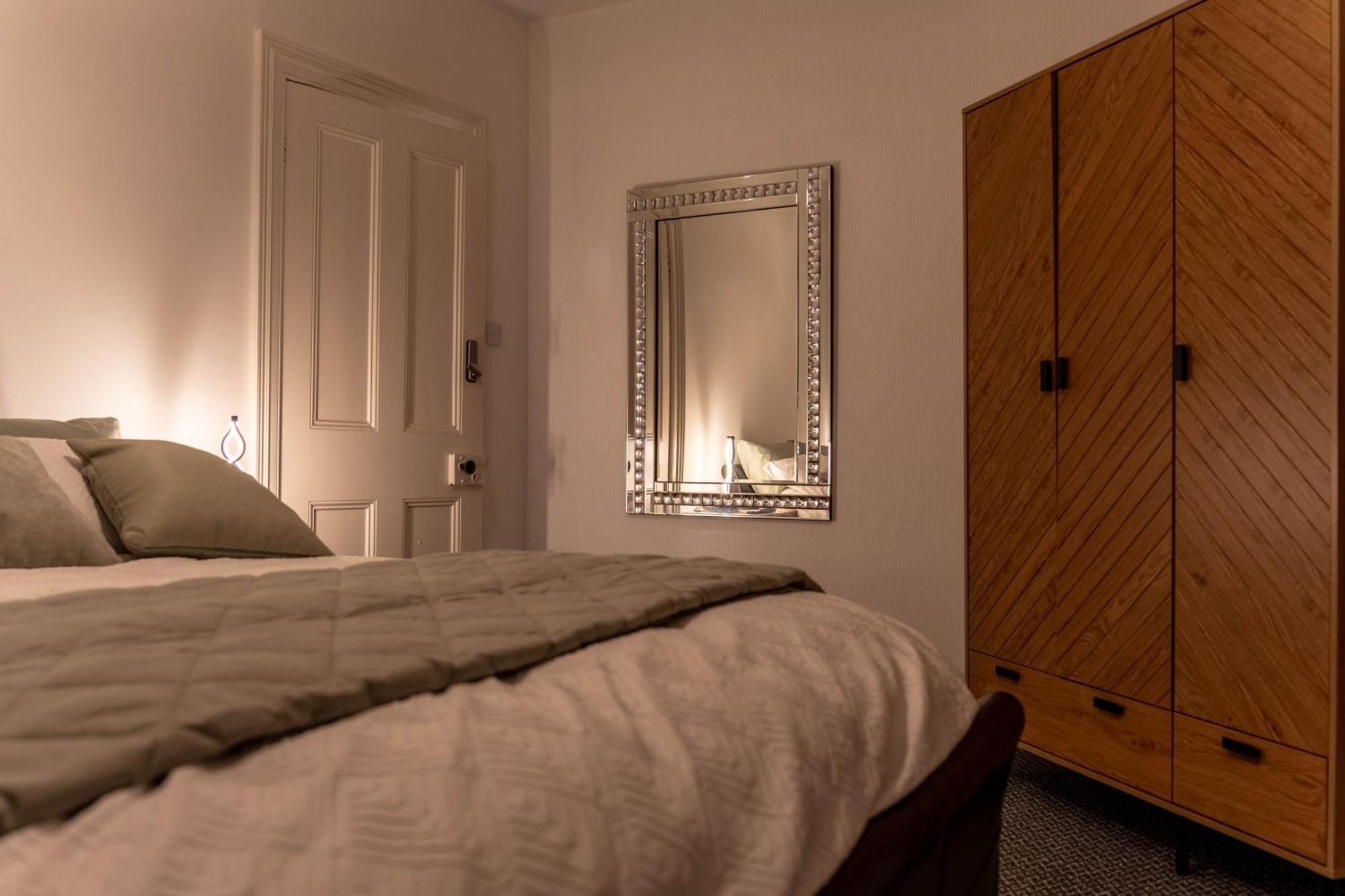Lodging In Carrickfergus Centre Esterno foto